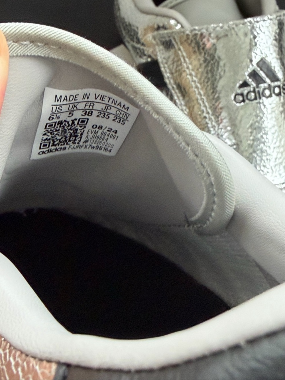 Adidas Metallic Silver Taekwondo Shoes - Picture 6 of 7